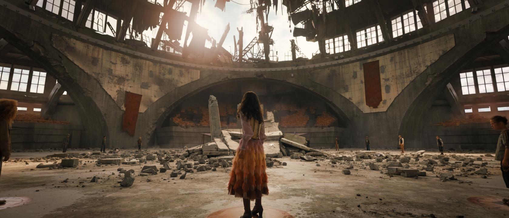 LOS JUEGOS DEL HAMBRE: LA BALADA DE PÁJAROS CANTORES Y SERPIENTES